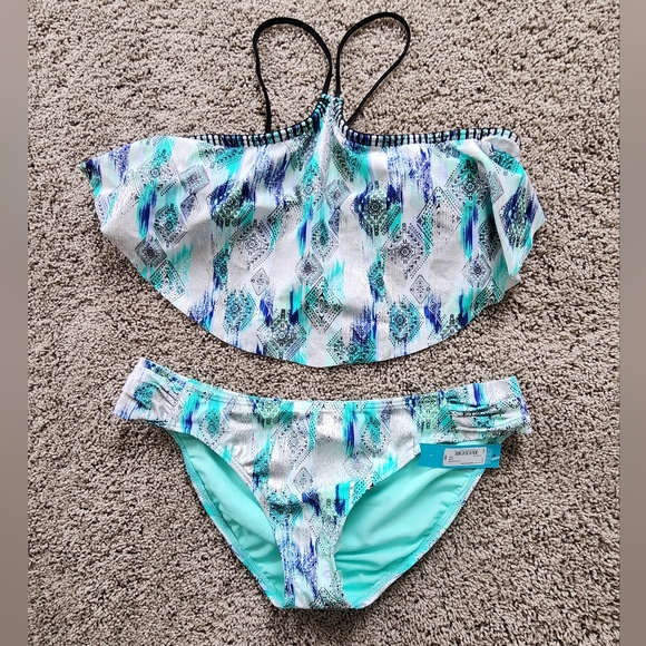 Ambrielle Geometric Bikini Top Size XL main image 1